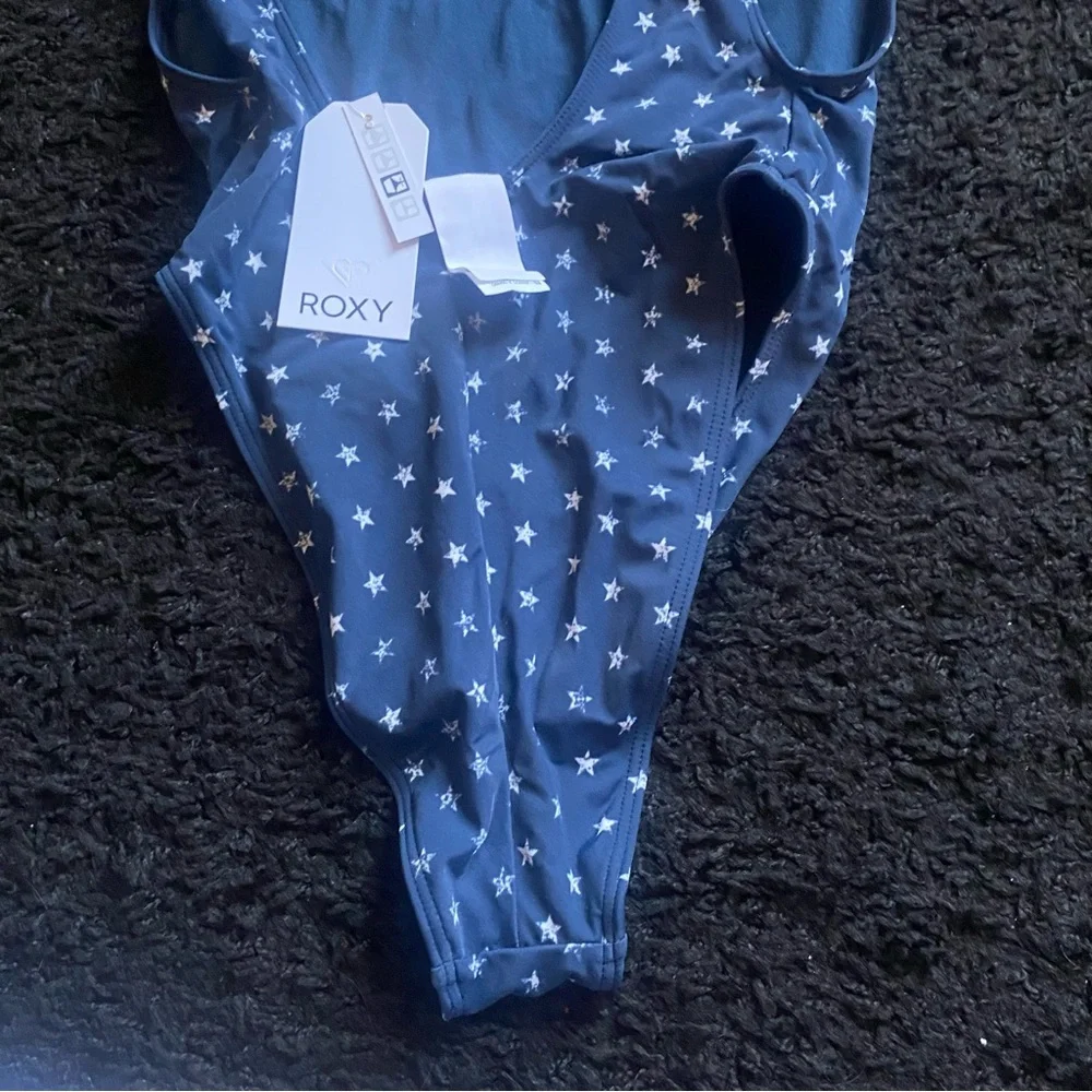 Roxy Monokini One Piece Star Bikini NWT - Picture 9 of 14